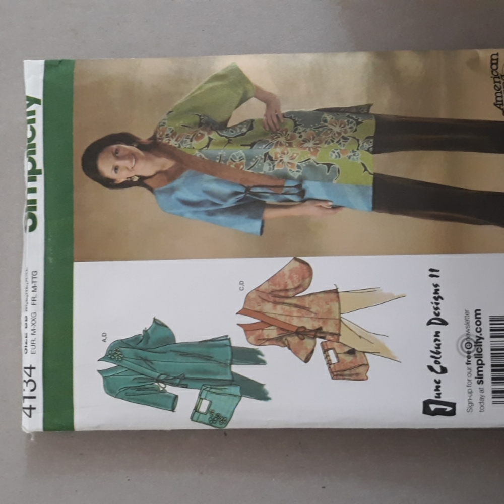 Pattern for for kimono in sizes medium, large, extra large and xxl.